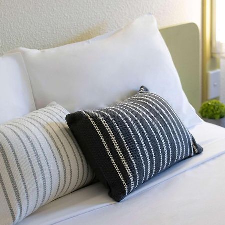 Ibis Budget Brisbane Airport Экстерьер фото